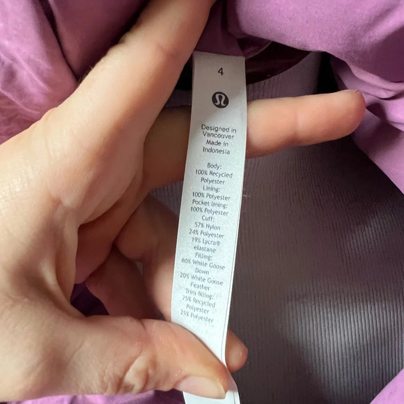 Lululemon Lilac Purple Wunder Puff Cropped Jacket, size 4 - Picture 14 of 14